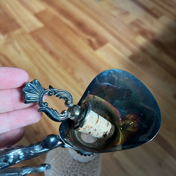 Beautiful crystal wine decanter - Picture 5 of 9